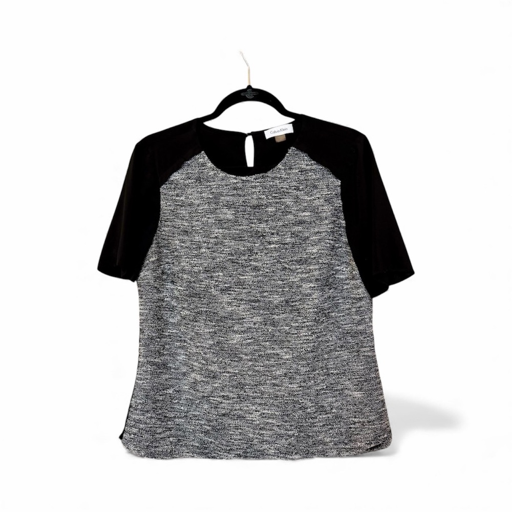 Calvin Klein Black & White Tweed Like Material Short Sleeve Blouse Sz M